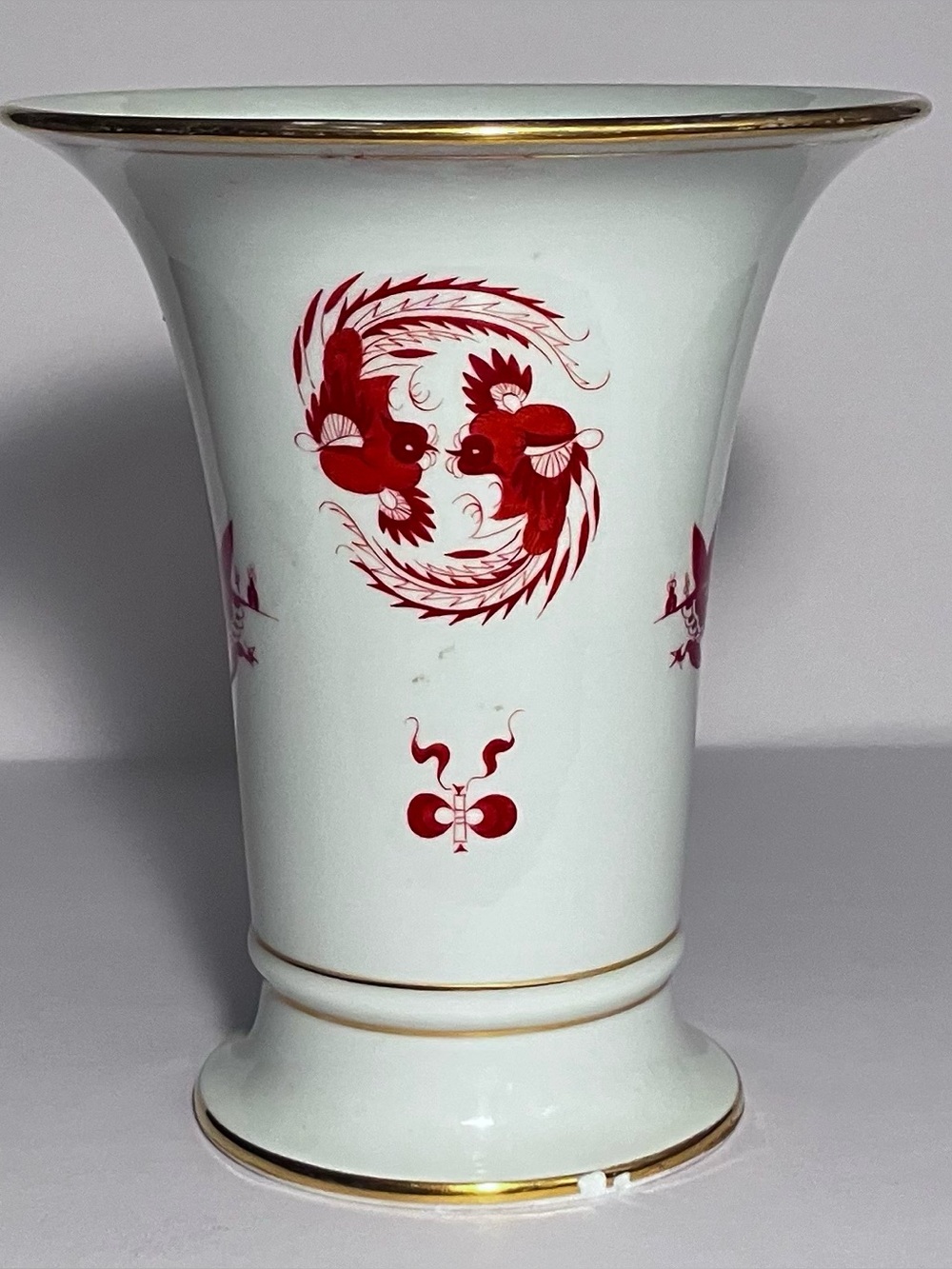 Rare 1930s MEISSEN DRAGON & PHOENIX Trumpet Vase / 6.5 Inches / 2 SMALL CHIPS